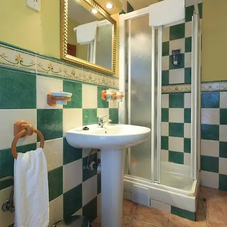 Begona - Centro Ciudad 2* בילבאו